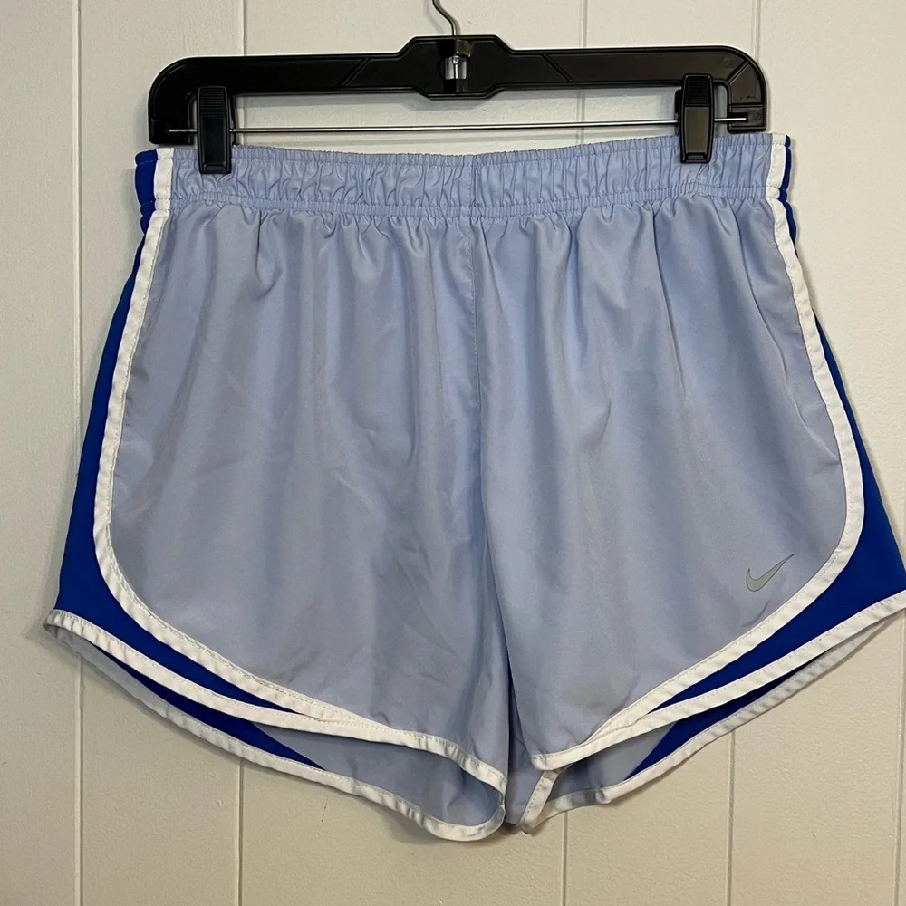 Nike Women's Dri-fit Tempo Training Short Size‎ XL